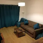 Apparemment T2 Climatise Centre Ville Parking Privee